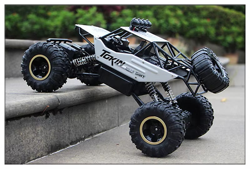 BambinoLuxe™ 4WD RC Off-Road Car – Remote Control Buggy Truck with LED Lights