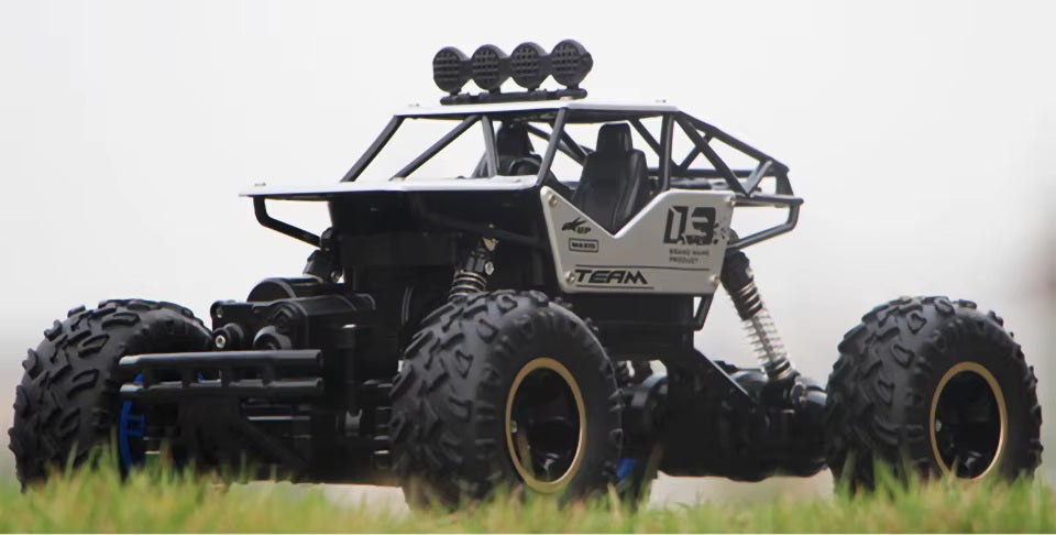 BambinoLuxe™ 4WD RC Off-Road Car – Remote Control Buggy Truck with LED Lights